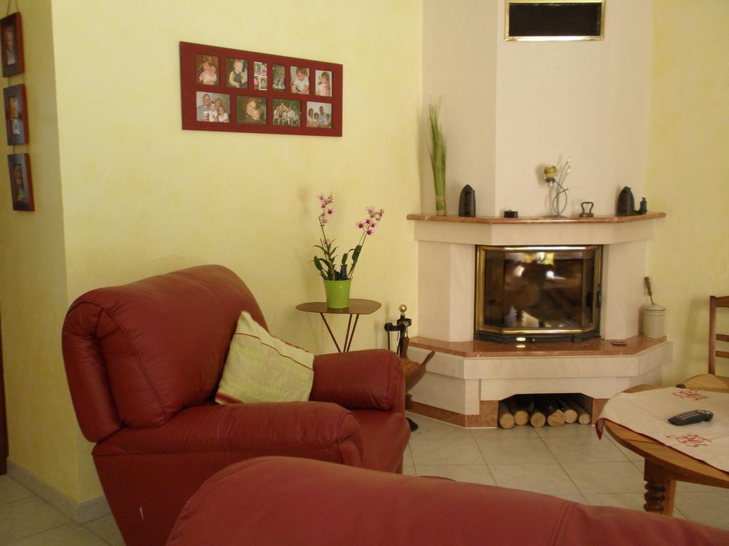 Chambre D'Hotes Francine Et Gerard Le Mans Room photo