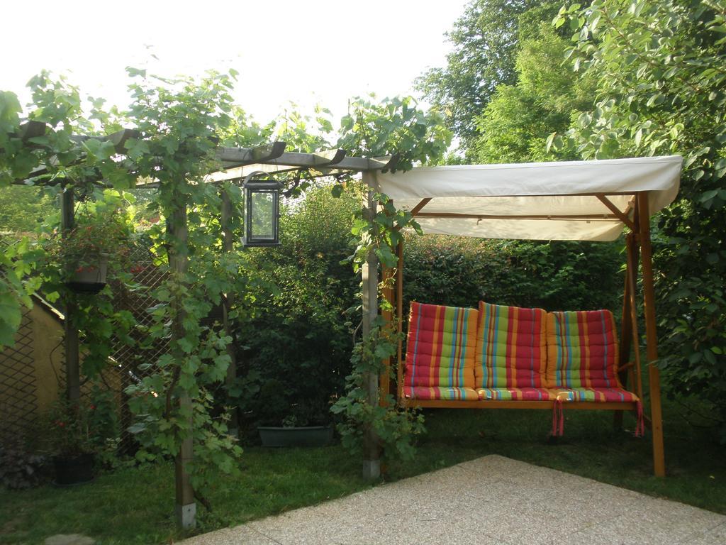 Chambre D'Hotes Francine Et Gerard Le Mans Exterior photo